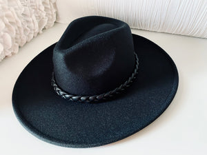 BLACK ROPE FEDORA HAT