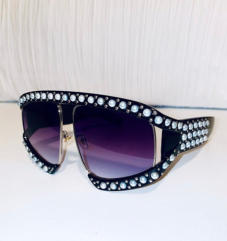 Silver pre-owned Chanel frame pearl sunglasses with brand logo at nose  bridge | SOTT